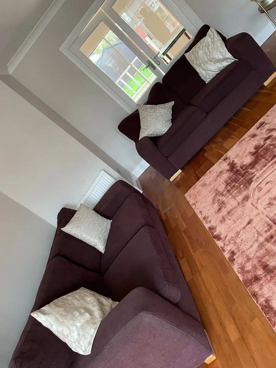 2.5 & 3 Seater Sofa - Image 1