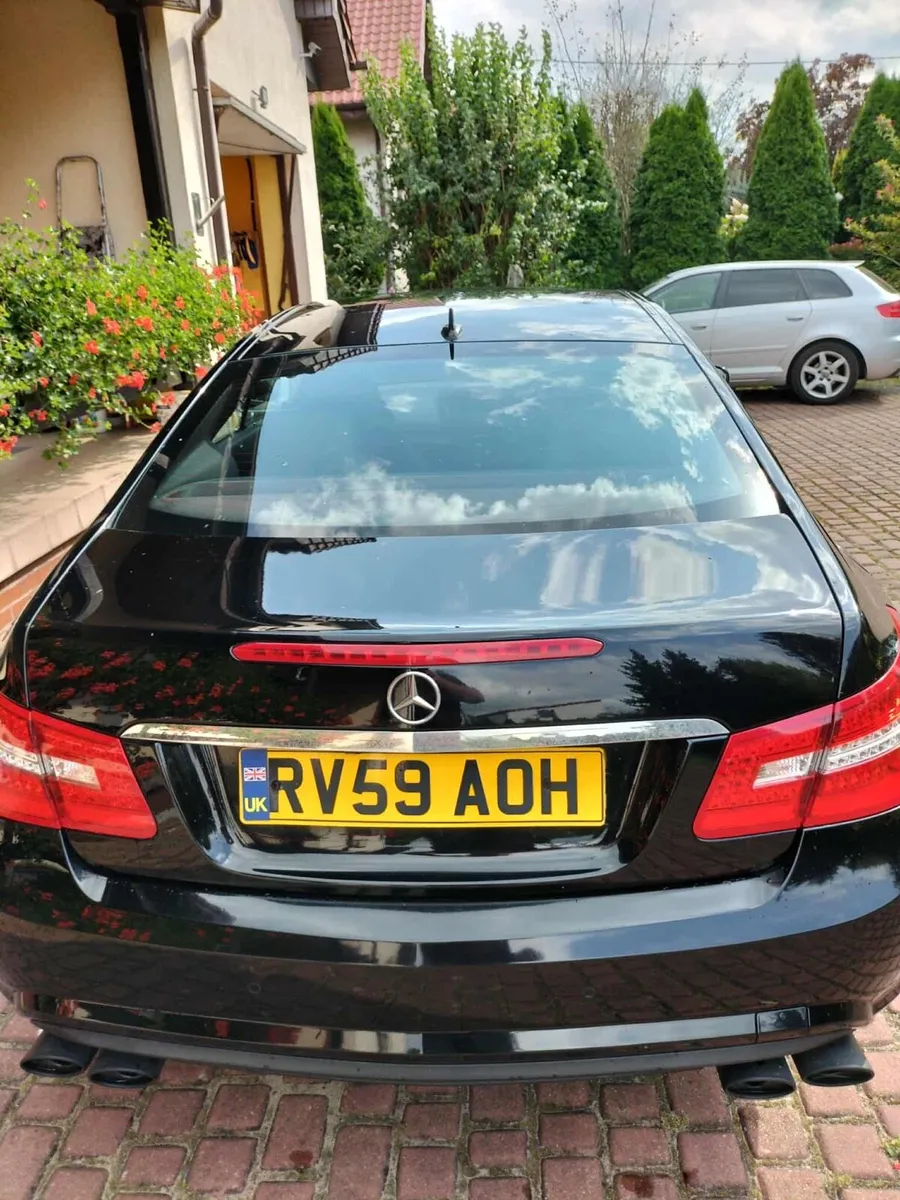 Mercedes-Benz E350 Blue Efficiency Sport CDI A - Image 3