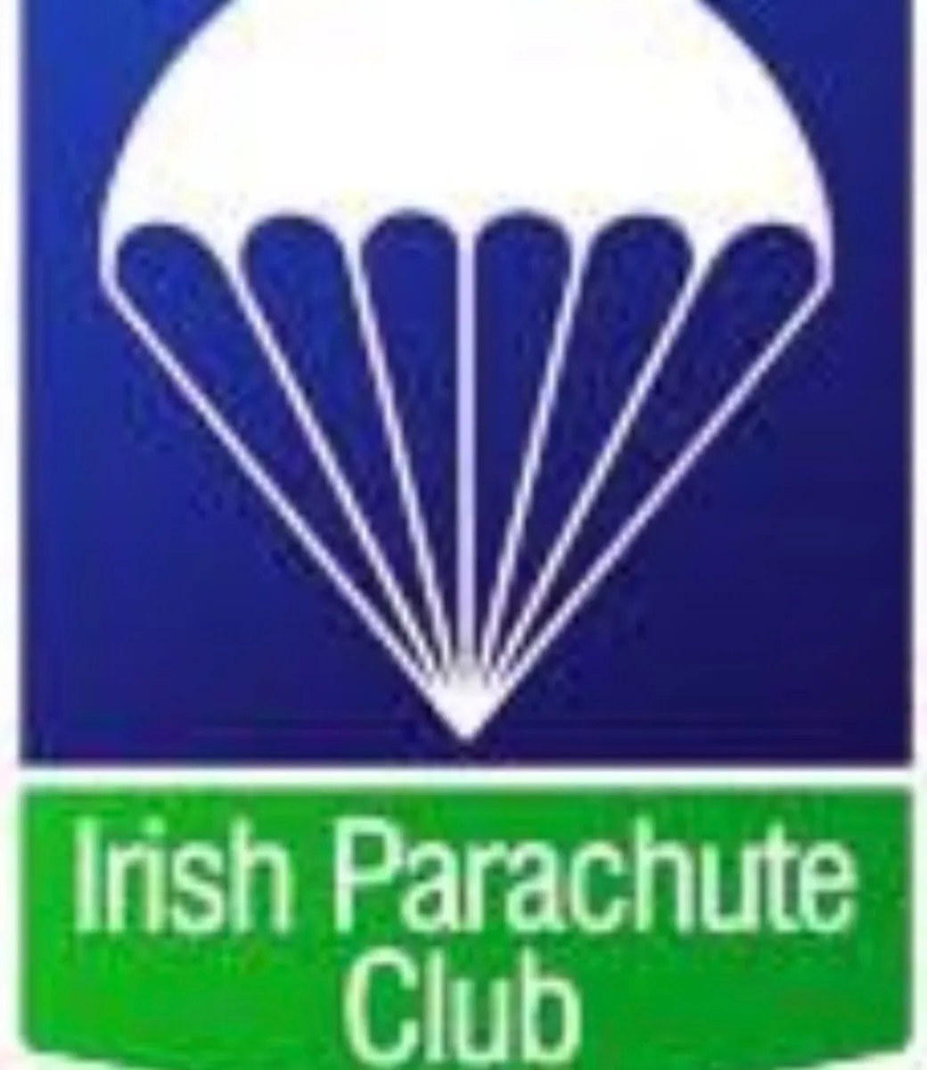 €335 irish parachute club voucher - Image 2