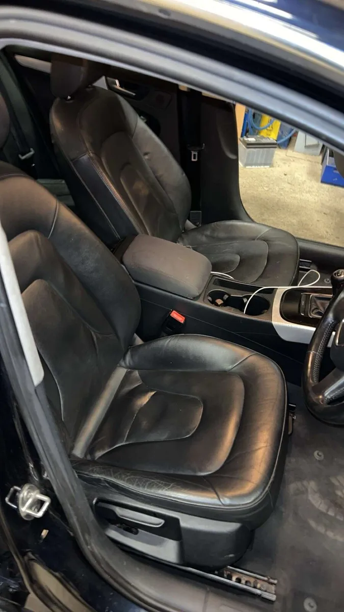 2010 Audi A4 - Image 4