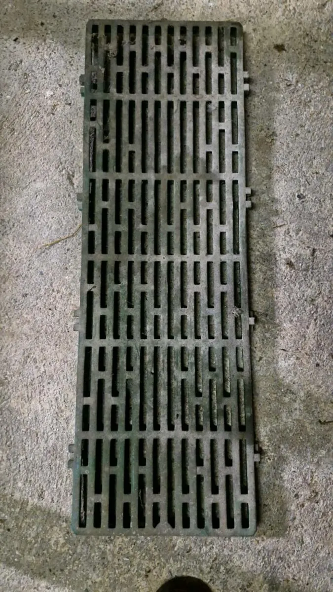 ***Plastic Sheep Slats*** - Image 3