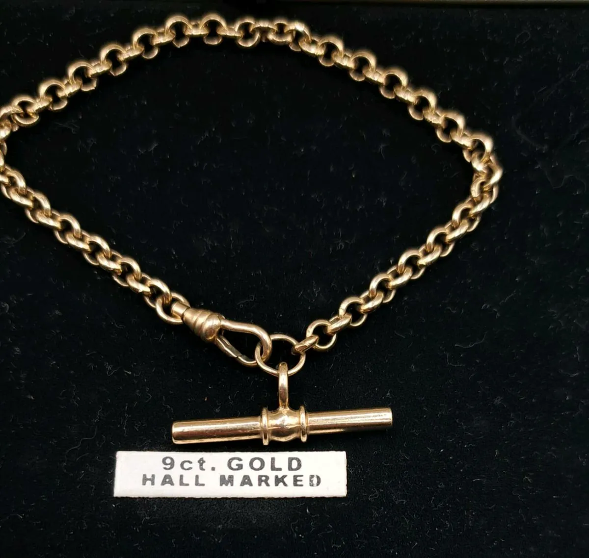 Vintage 9ct yellow gold T-bar bracelet - Image 1
