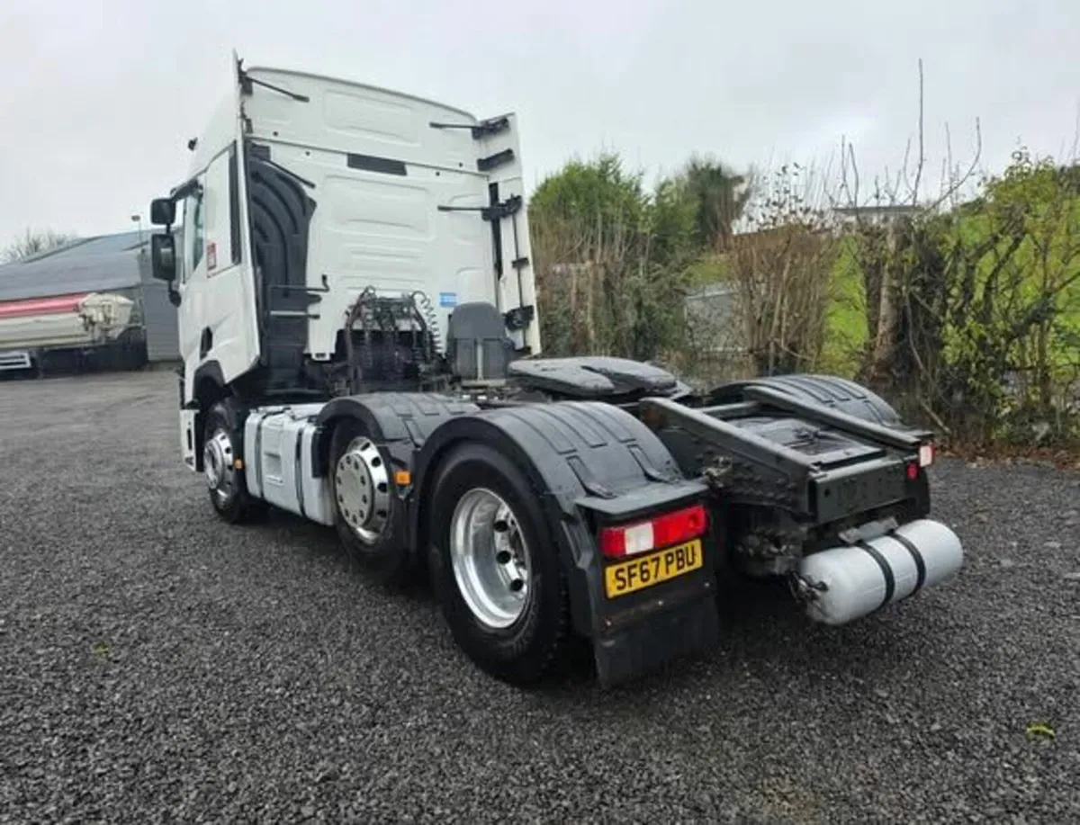 2018 Renault T460 - Dual Hydraulics - Image 4