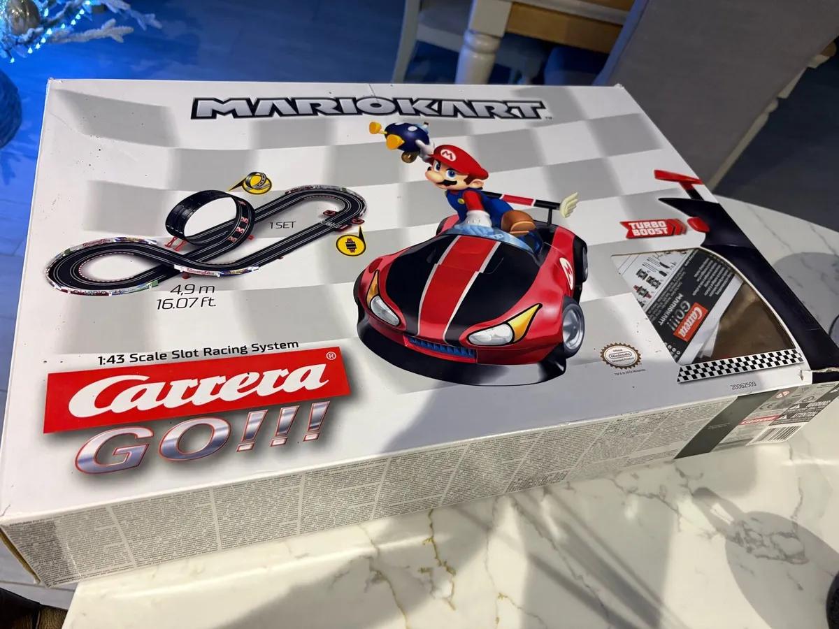 Mario Kart Carerra Go race track - Image 1