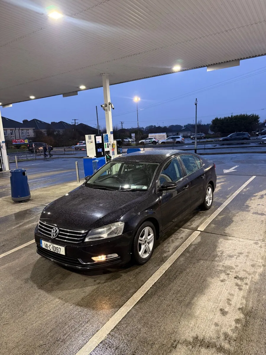 4550eu\Passat b7 parking sensors navigation system - Image 1