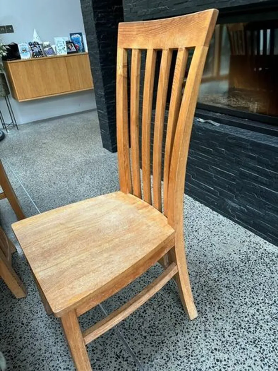 Dining table and 8 chairs solid wood - Image 3