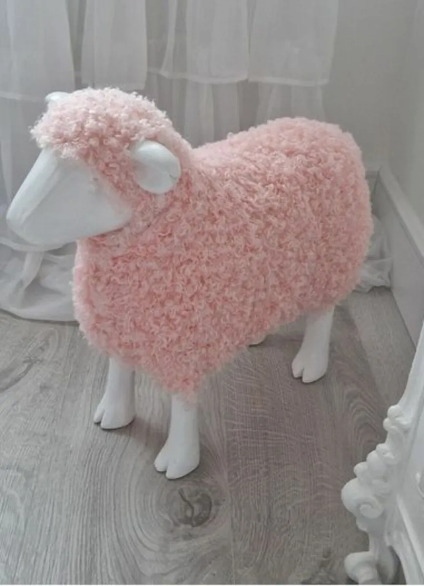 pink wooden sheep - Image 1