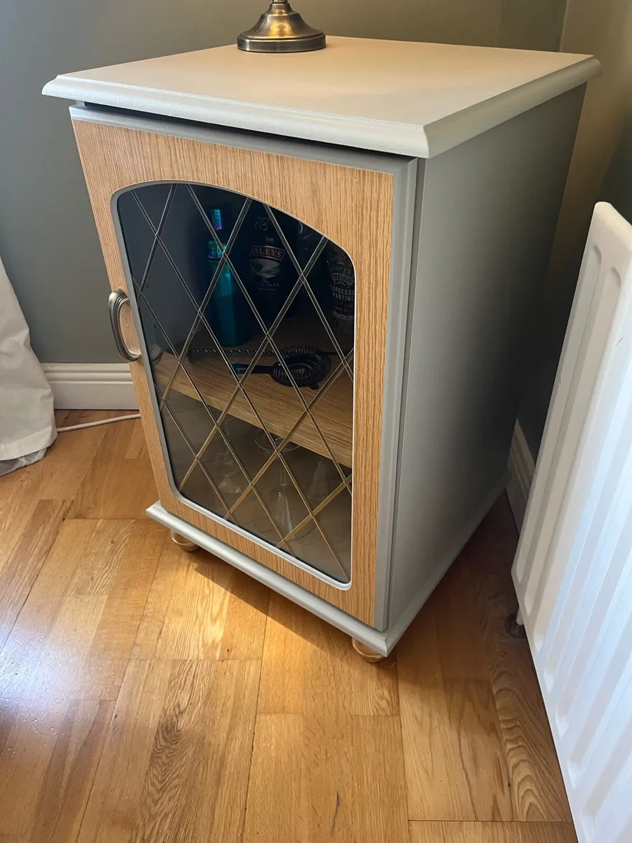 Drinks / entertainment cabinet - Image 2