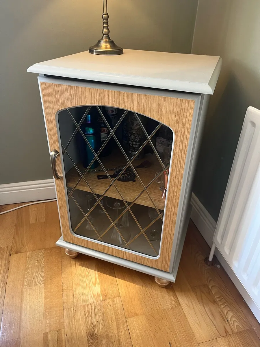Drinks / entertainment cabinet - Image 3