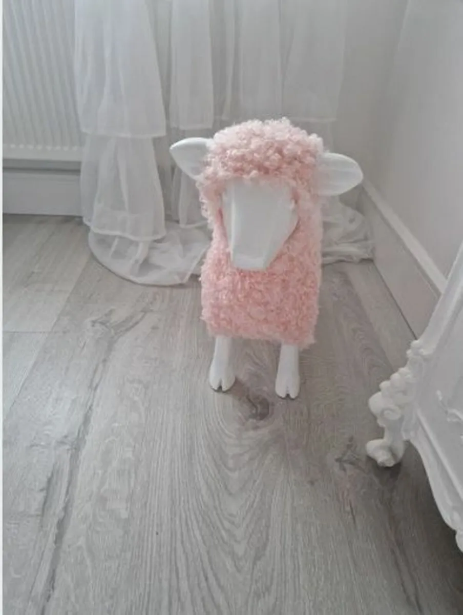 pink wooden sheep - Image 2