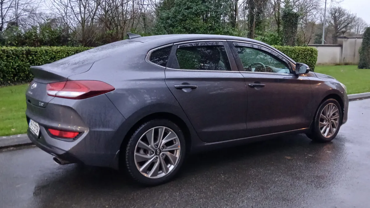 Hyundai i30 2018 1.0 FASTBACK *NEW NCT 2027* - Image 2