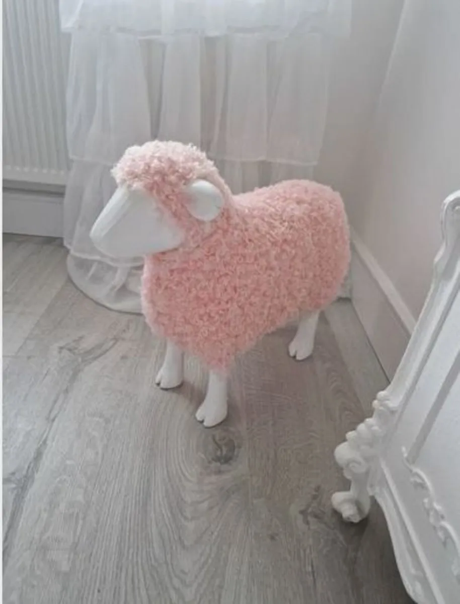 pink wooden sheep - Image 3