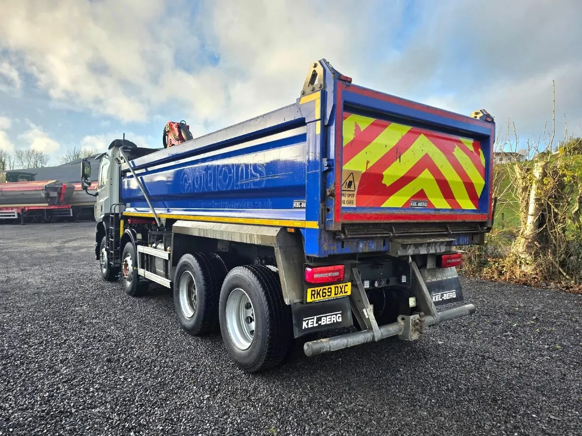2019 DAF CF 450  Tipper Grab With Elipison M125L - Image 3