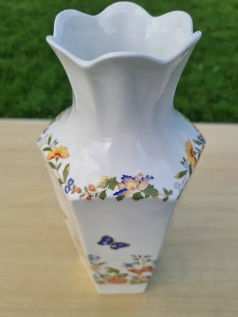 Aynsley Bone China " Cottage Garden " Large Vase - Image 3