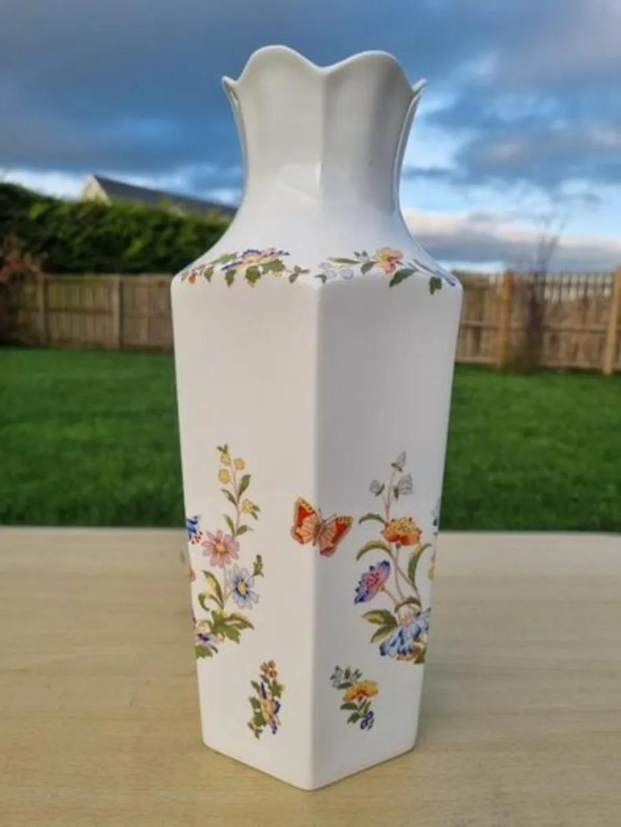 Aynsley Bone China " Cottage Garden " Large Vase - Image 4