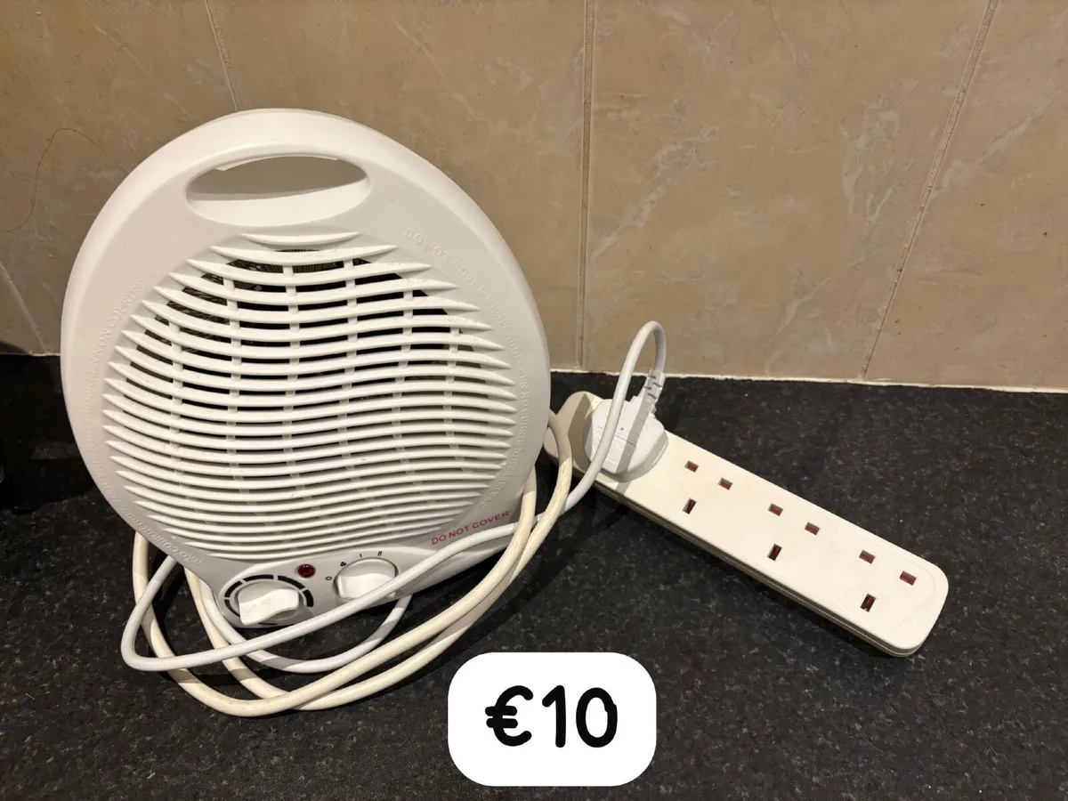 Fan heater with extension lead