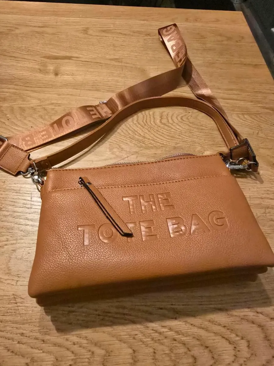 The tote bag - Image 1