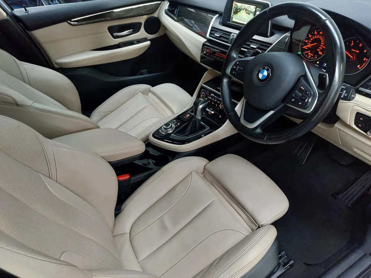 318 D F45 A LUXURY ACTIVE TOURER 5DR ( HIGH SPEC ) - Image 4