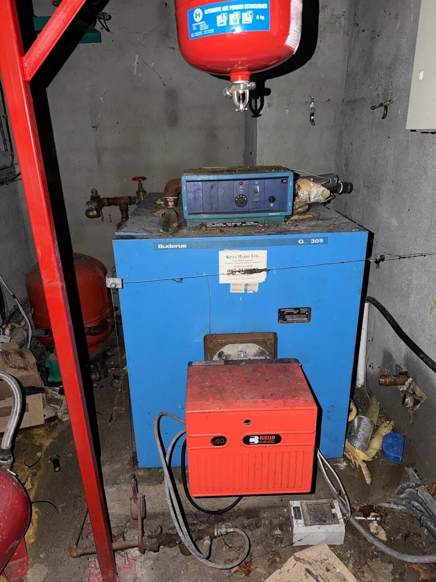 Oil fired burners - Image 1