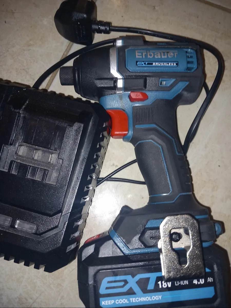 Impact drill - Image 1