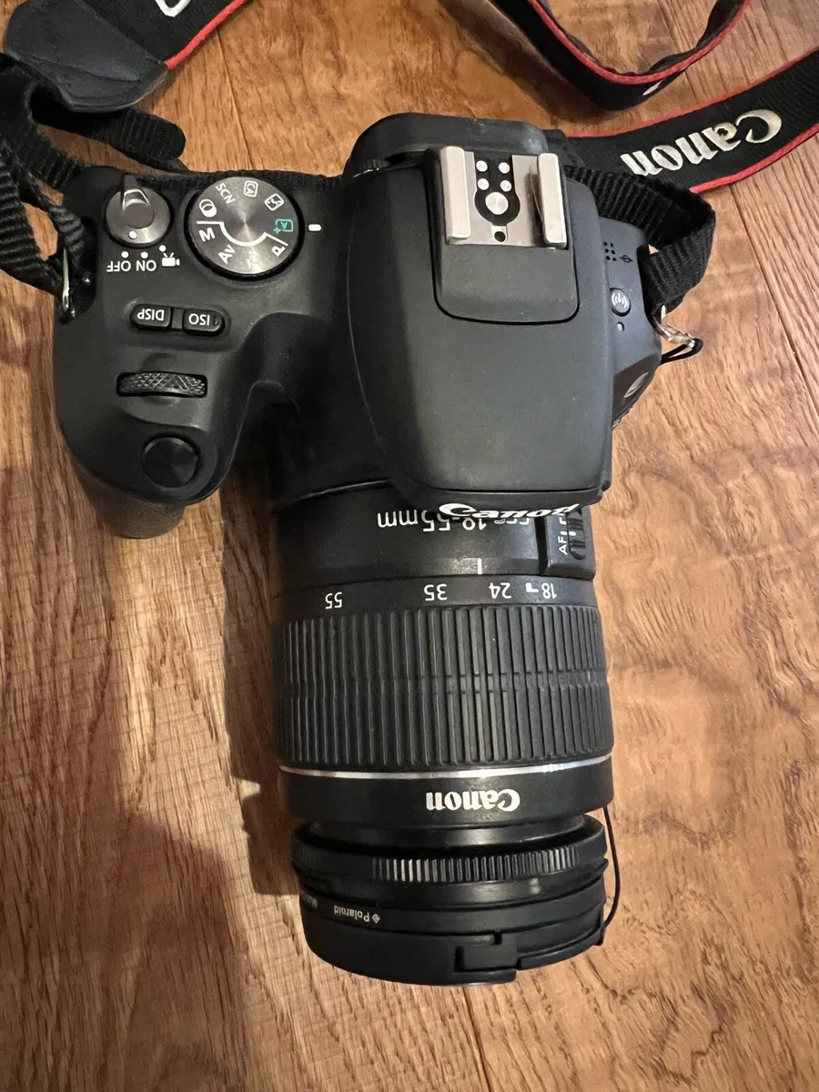 Canon EOS 200D DSLR Camera + 2 lenses - Image 2
