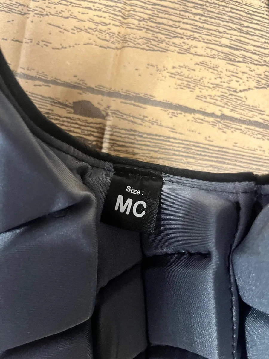 Horse riding gear(child) back protector, helmet - Image 3