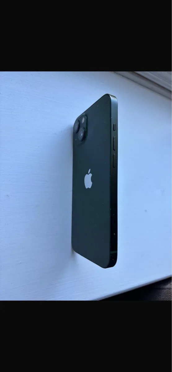 iPhone 13 - Image 3