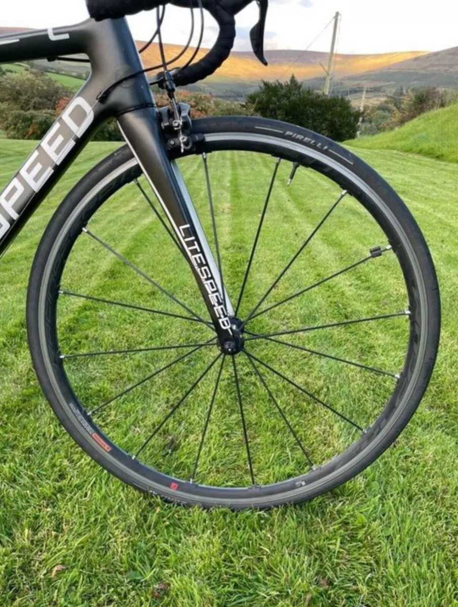 Bike wheels - Image 1