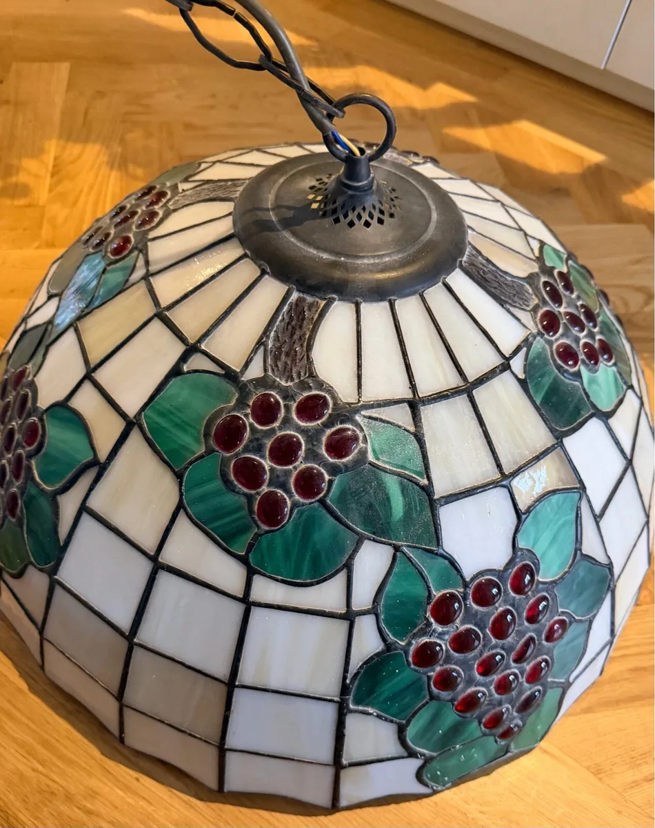 Tiffany style pendant chandelier light - Image 1