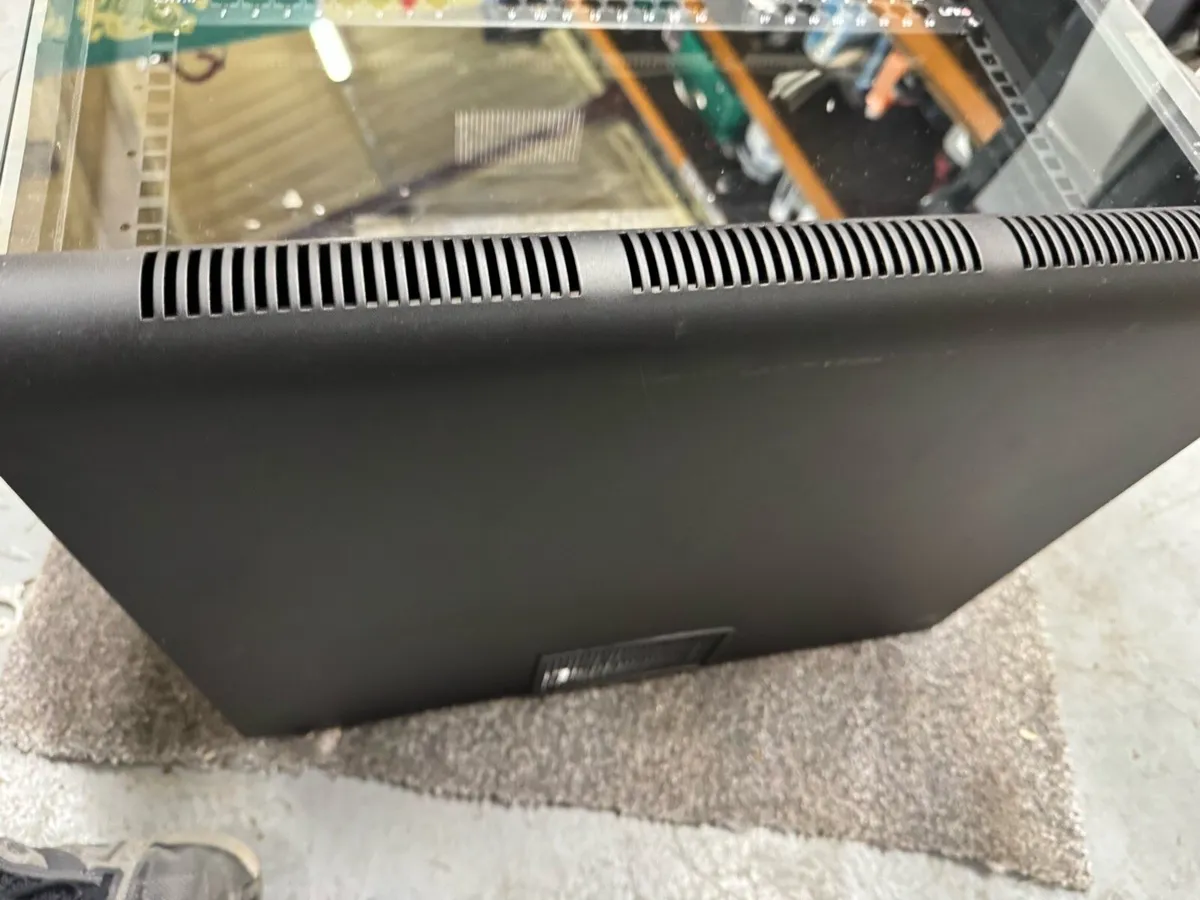 Data cabinet - Image 4