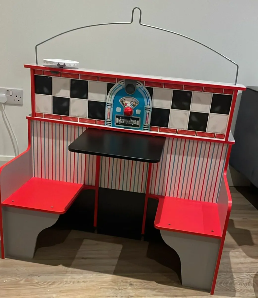Melissa & Doug Cafe & Kitchen - Image 1