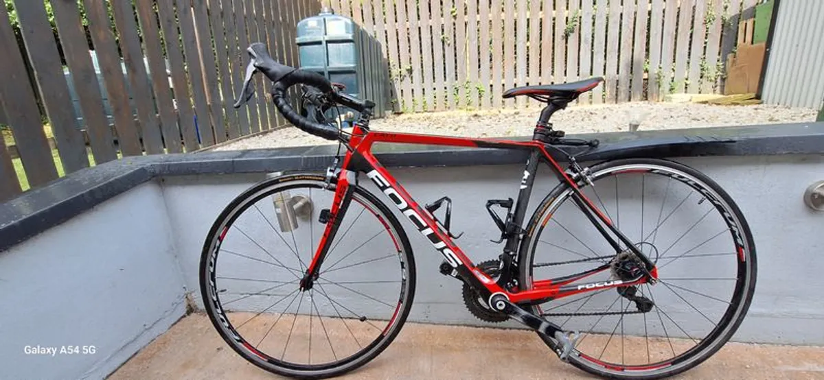 Road bike - Image 1