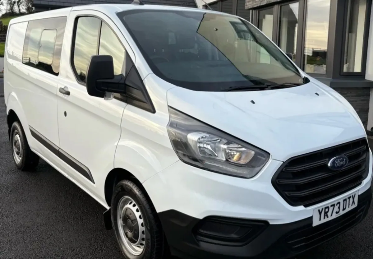 Ford Transit Custom 2024 Van 3 Seater . - Image 1