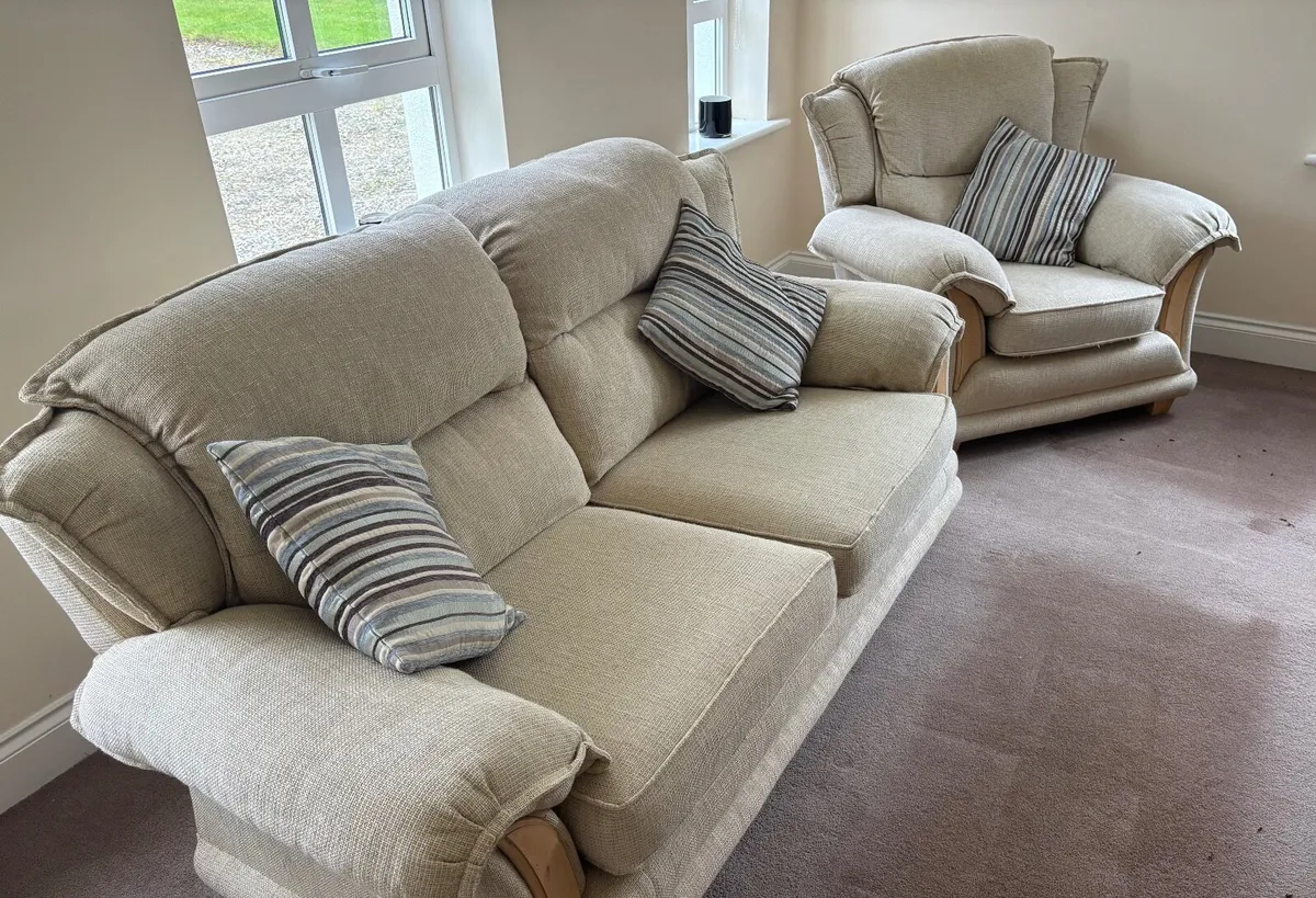 Three piece sofa with chairs - Image 2