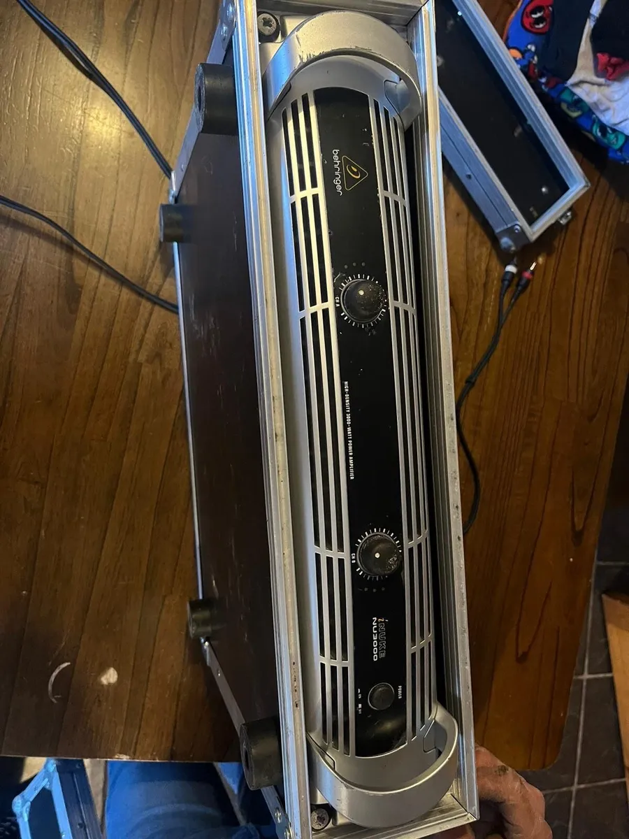 Disco gear bargain. - Image 3