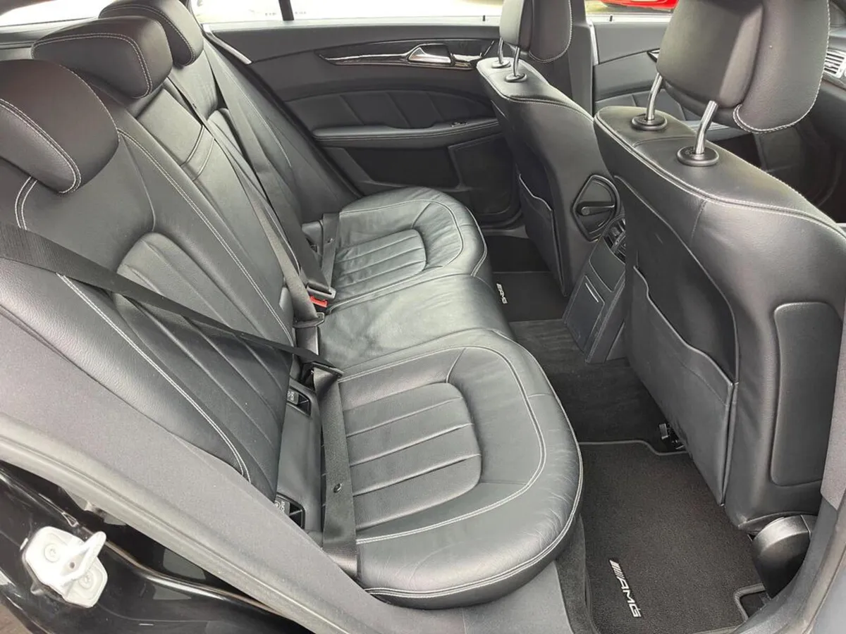 Mercedes-Benz CLS 220 Amg Line - Image 4
