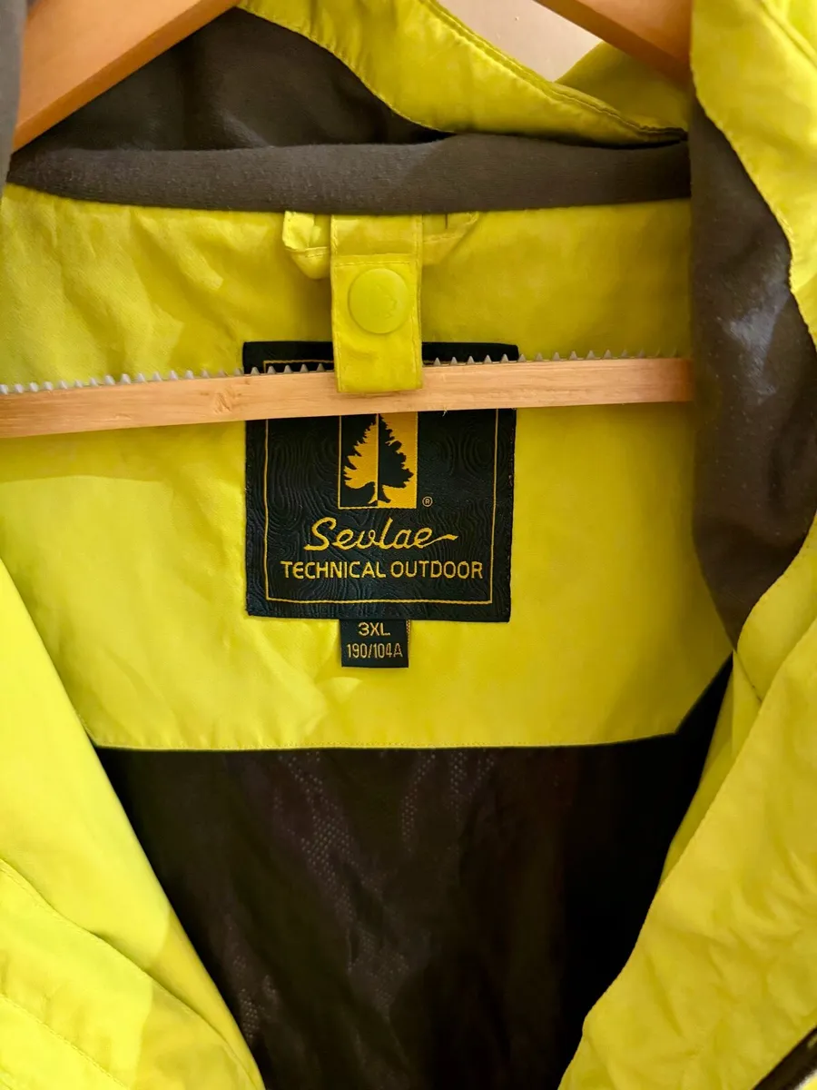 windbreaker jacket - Image 3