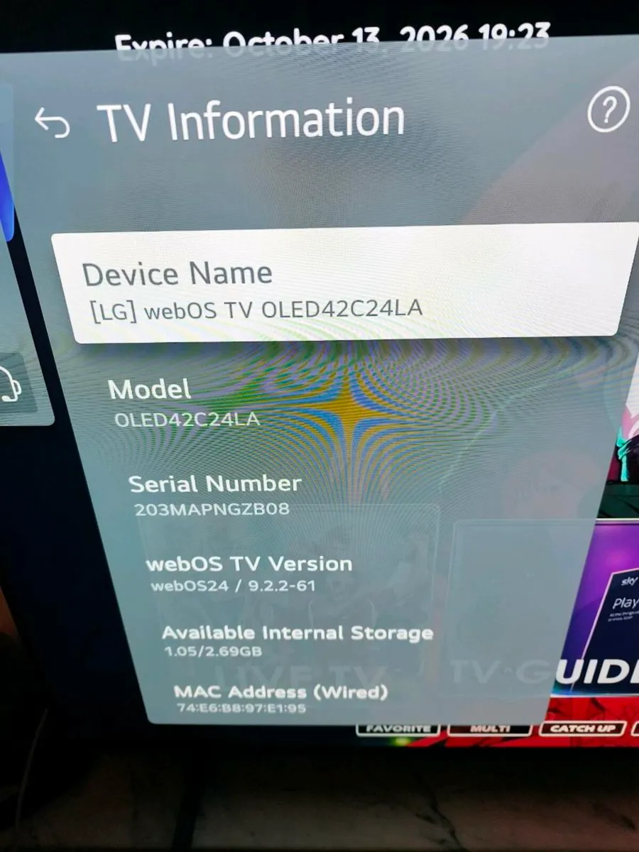 Lg 42" Oled Tv 120hz 42c24la - Image 2