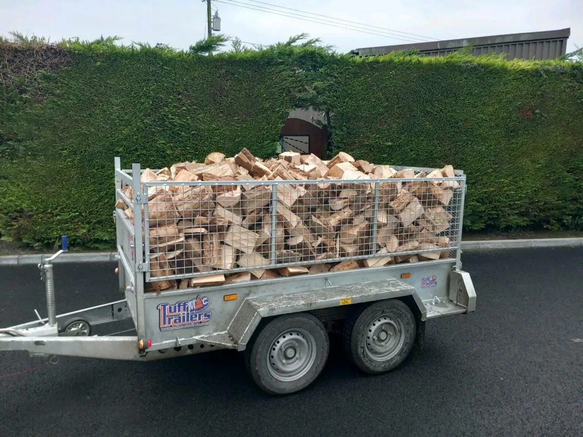 Trailer load of softwood - Image 1