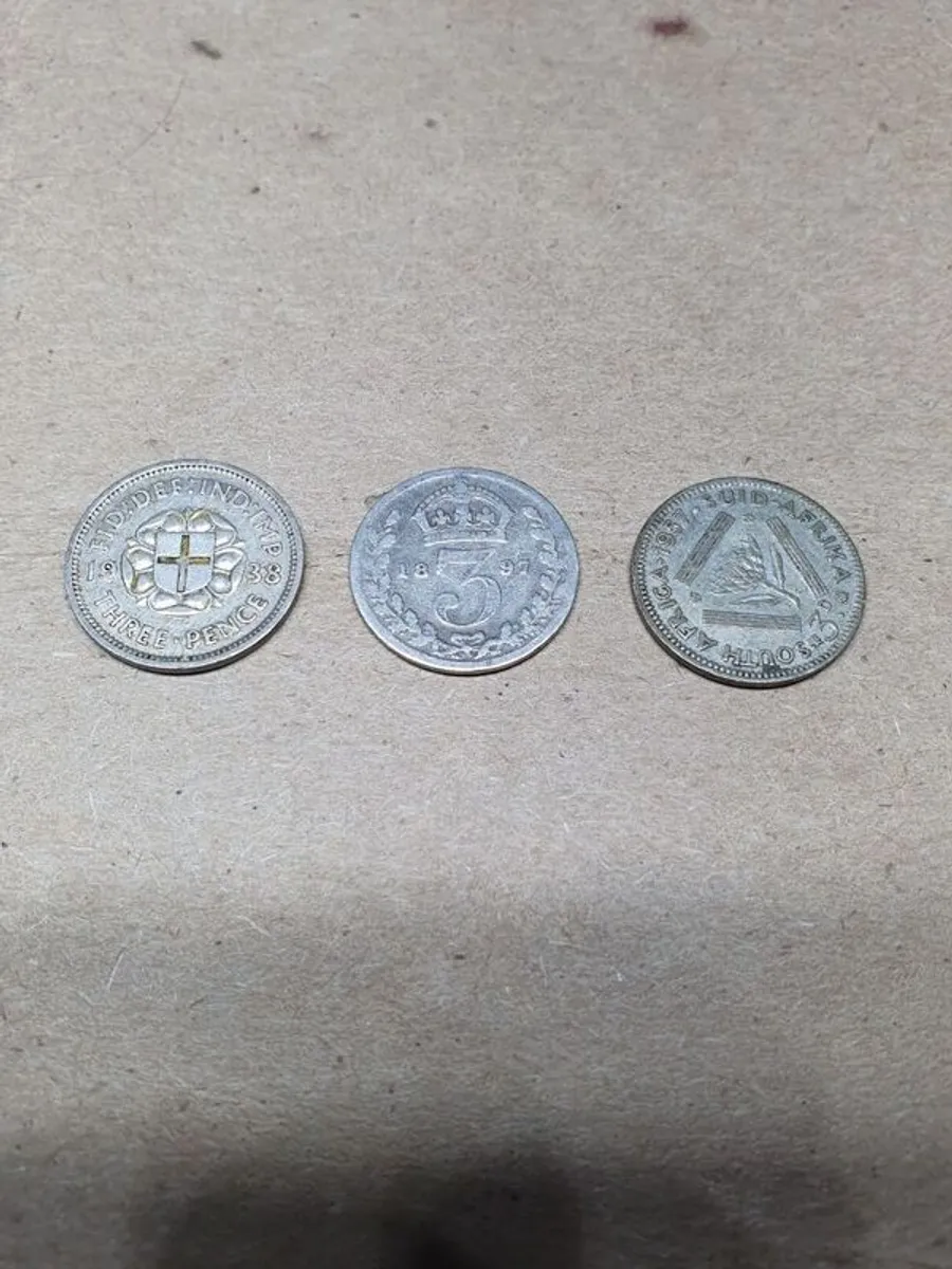 Old Silver Coins - Image 2