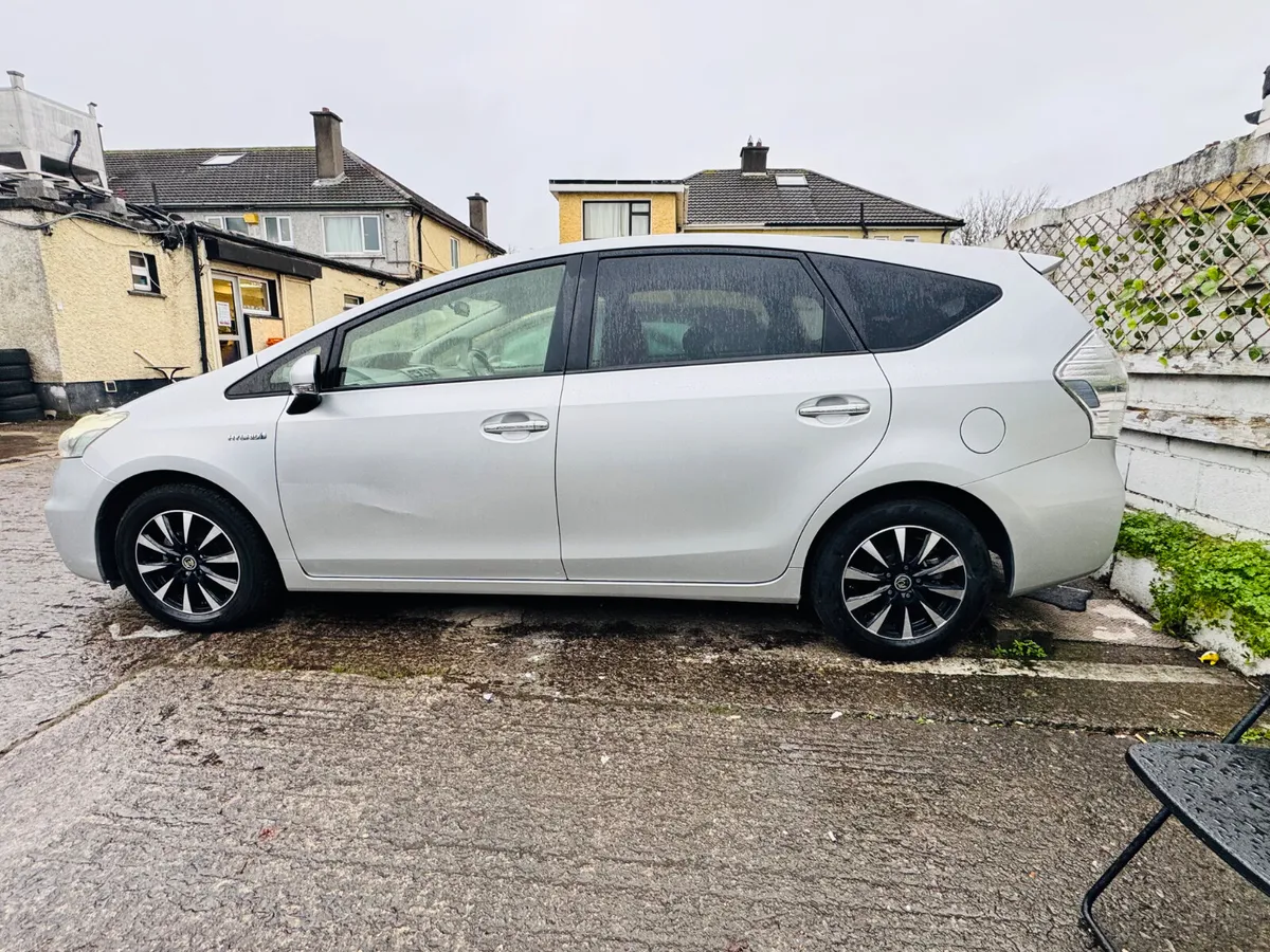 Prius Alpha Hybrid 7 Seater/ New Import/Warranty - Image 3