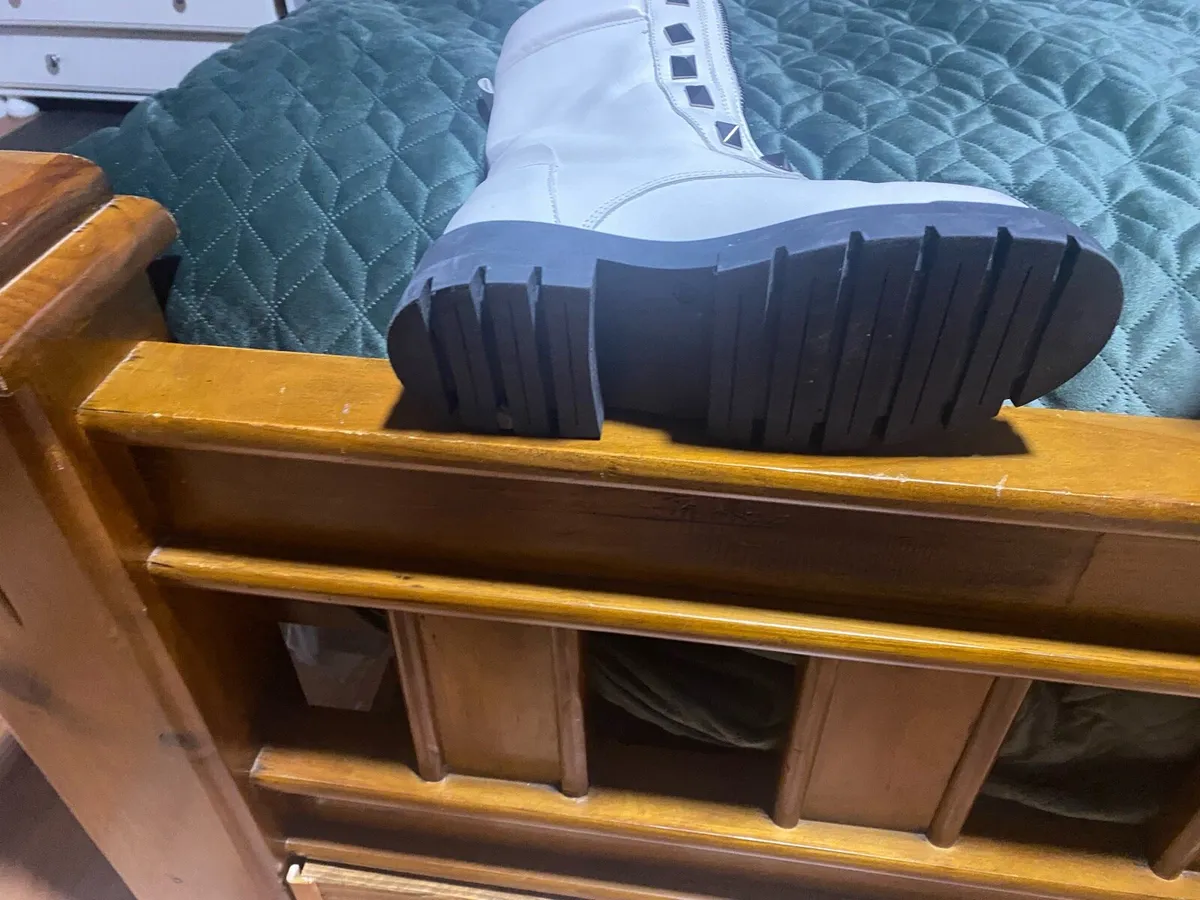 Ladies boots - Image 2