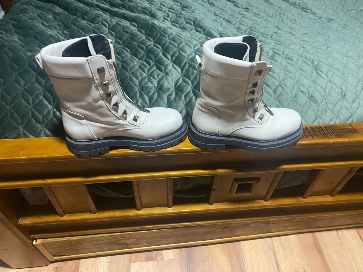 Ladies boots - Image 3