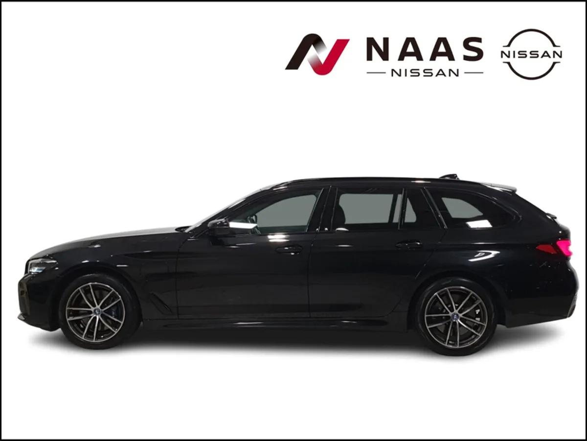 BMW 5-Series 530E TOURING M SPORT AUTO - Image 4