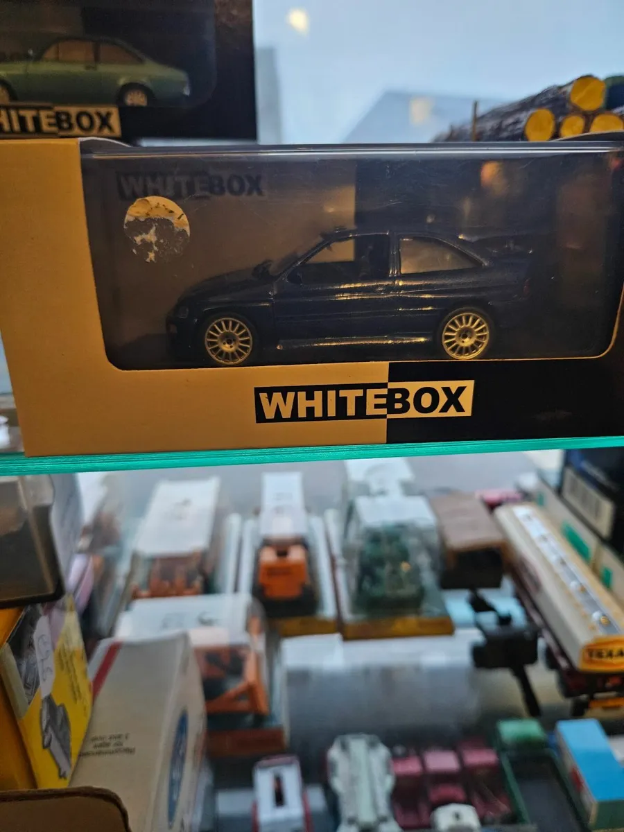 Corgi Whitebox Ford Escort Cosworth - Image 2