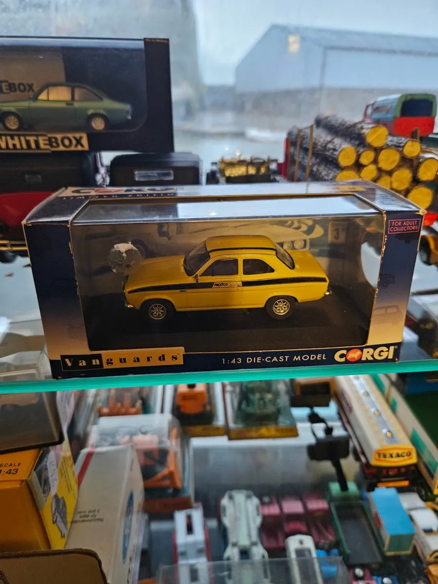 Corgi Ford Escort