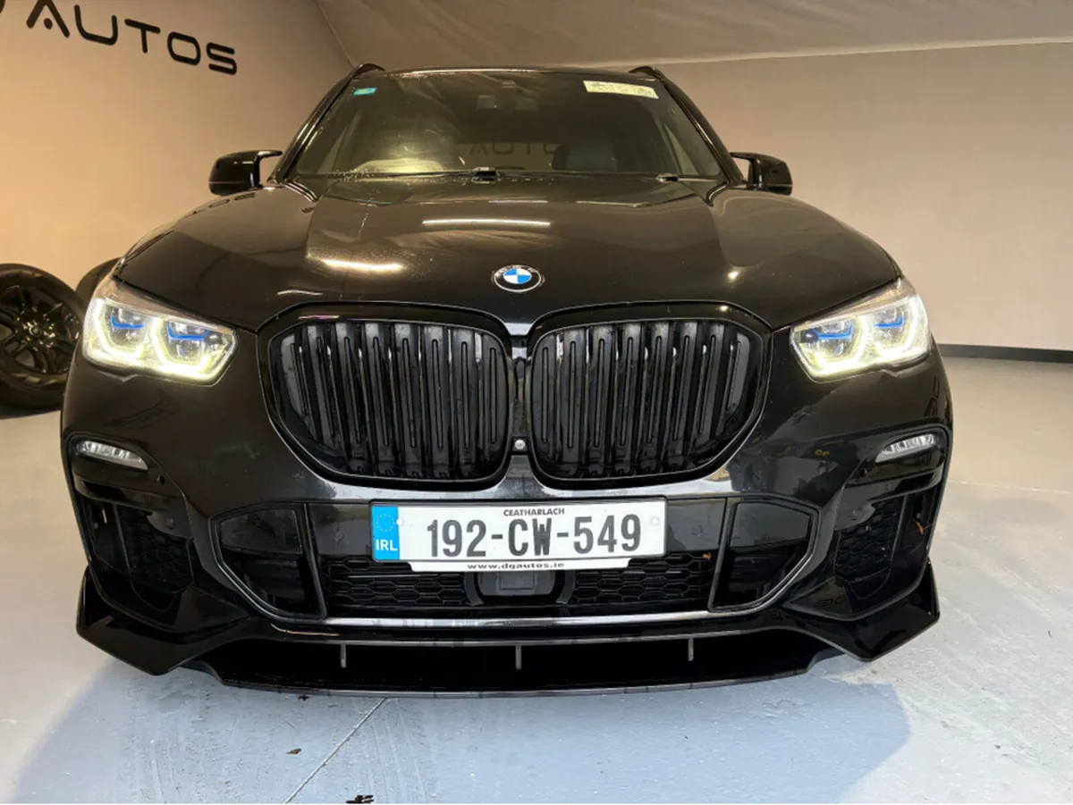 BMW X5 MASSIVE SPEC - BUSINESS UTILITY- 30D M SPOR - Image 4