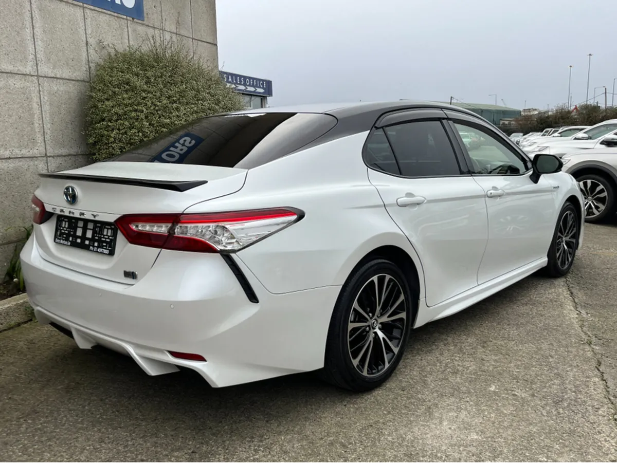 Toyota Camry WS AUTOMATIC HYBRID 2.5 PETROL //HIGH - Image 4