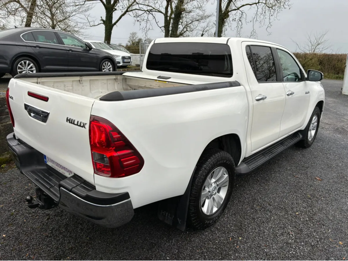 Toyota Hilux DOUBLE CAB (€20,950 Plus Vat) - Image 2