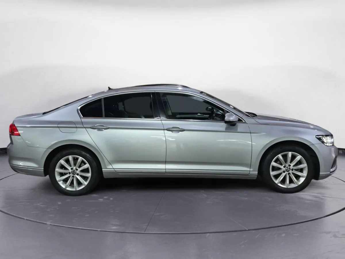 Volkswagen Passat BUSINESS 2.0 TDI D7F 122 4DR AUT - Image 4